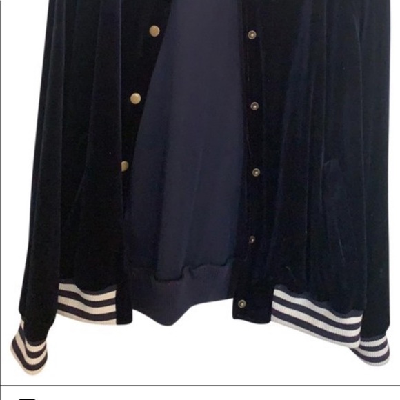 Honey Punch Navy Blue Velvet Bomber Jacket 🌟 - Picture 3 of 7